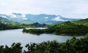 安徽省人大常委會視察組到太湖縣視察鄉(xiāng)鎮(zhèn)生活污水建設(shè)運營情況