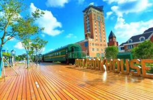 上海市奉賢區舉行東方美谷建設與全域美育工程研討會