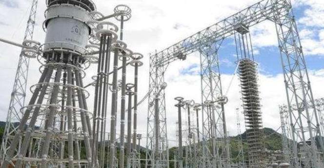 世界首條碳纖維特高壓輸電線路在內(nèi)蒙古錫林郭勒投入運(yùn)行